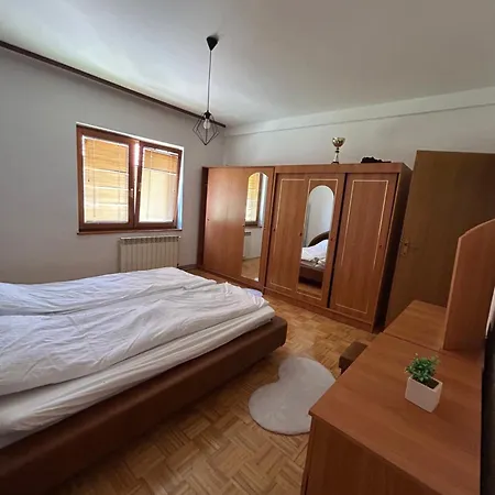Apartment Lejla *