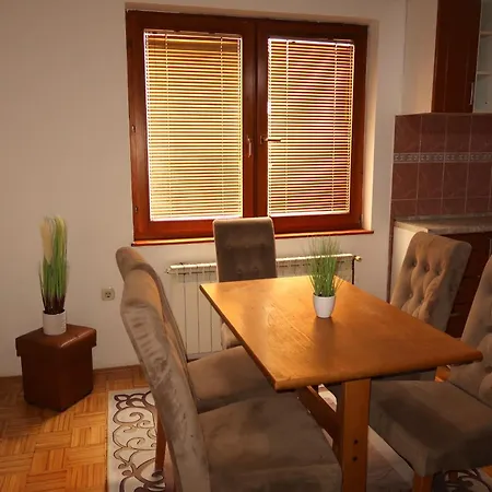 Apartment Lejla *